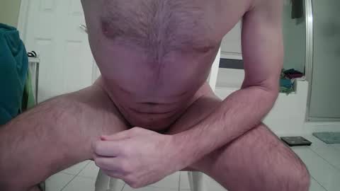 Snapshot of hockeyman696969 chatting on December 6, 3:41 am hockeyman696969 online show from December 6, 3:41 am