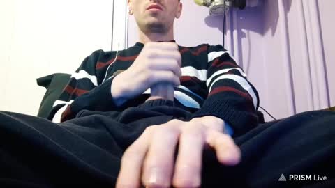 Snapshot of hocthus chatting on December 3, 7:22 pm Hocthus - online show from December 3, 7:22 pm