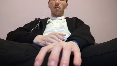 Snapshot of hocthus chatting on February 8, 7:04 am Hocthus - online show from February 8, 7:04 am