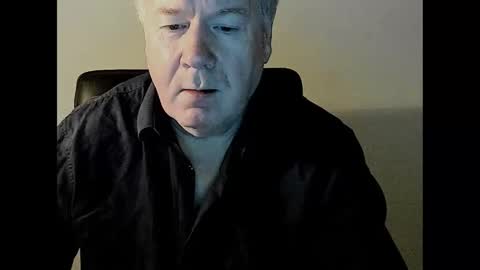 Snapshot of holgerhb53 chatting on February 12, 8:59 am Holger online show from February 12, 8:59 am