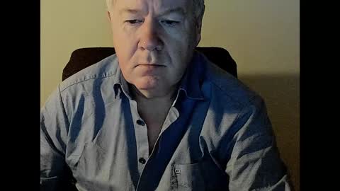 Snapshot of holgerhb53 chatting on December 22, 3:11 pm Holger online show from December 22, 3:11 pm