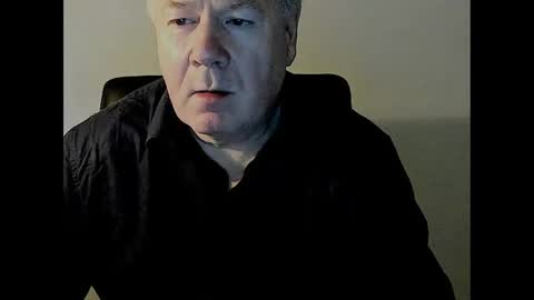 Snapshot of holgerhb53 chatting on February 26, 9:32 am Holger online show from February 26, 9:32 am