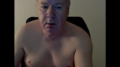 Snapshot of holgerhb53 chatting on September 13, 9:10 am Holger online show from September 13, 9:10 am