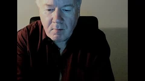 Snapshot of holgerhb53 chatting on February 4, 2:53 pm Holger online show from February 4, 2:53 pm
