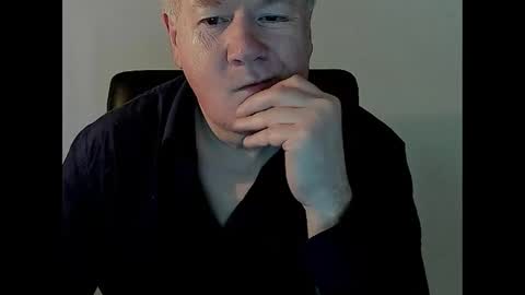 Snapshot of holgerhb53 chatting on February 27, 2:43 pm Holger online show from February 27, 2:43 pm