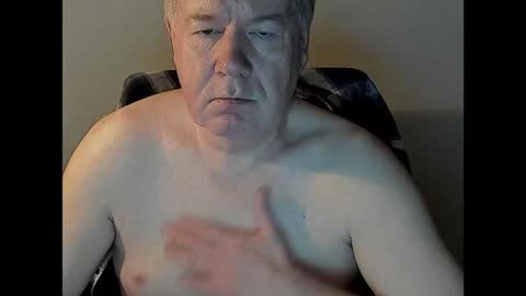 Snapshot of holgerhb53 chatting on January 25, 3:41 pm Holger online show from January 25, 3:41 pm