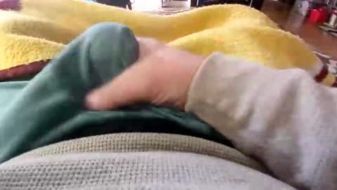 holycannoli123 online show from November 20, 2:49 pm