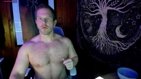 Chris online show from December 4, 3:57 am