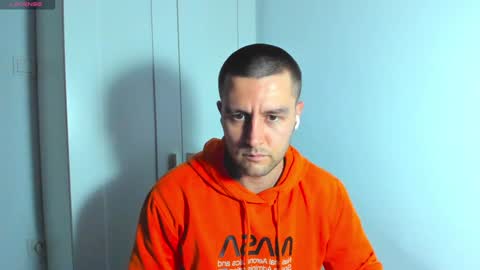 Snapshot of honestandrew chatting on January 17, 4:26 pm Andrew online show from January 17, 4:26 pm