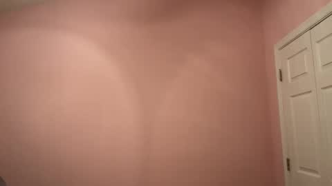 honey_man14 online show from October 16, 6:05 pm