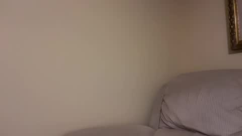honey_man14 online show from June 7, 2:51 am