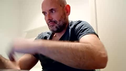 Snapshot of honeydaddyforyou chatting on February 28, 3:59 pm honeydaddyforyou online show from February 28, 3:59 pm