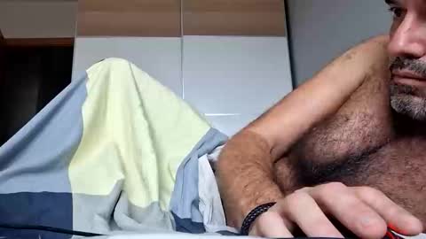Snapshot of honeydaddyforyou chatting on October 9, 6:51 am honeydaddyforyou online show from October 9, 6:51 am