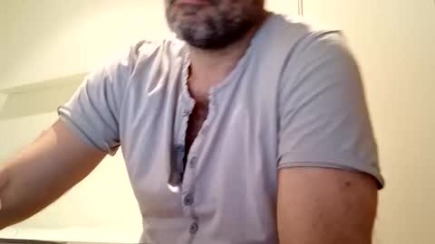 Snapshot of honeydaddyforyou chatting on March 11, 7:58 pm honeydaddyforyou online show from March 11, 7:58 pm