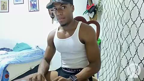 Snapshot of horneyguy2399 chatting on December 31, 4:16 am sugarbaby online show from December 31, 4:16 am