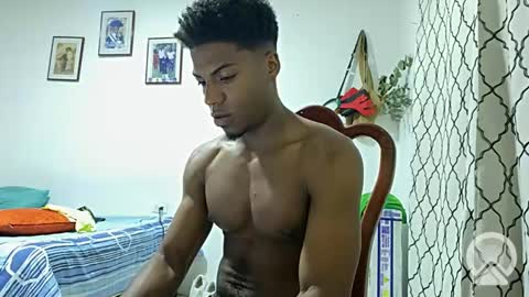Snapshot of horneyguy2399 chatting on January 3, 3:38 am sugarbaby online show from January 3, 3:38 am