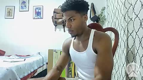 Snapshot of horneyguy2399 chatting on December 30, 3:03 am sugarbaby online show from December 30, 3:03 am