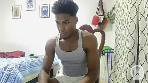 Snapshot of horneyguy2399 chatting on January 4, 11:59 pm sugarbaby online show from January 4, 11:59 pm