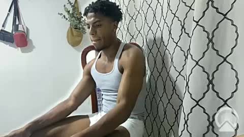 Snapshot of horneyguy2399 chatting on March 1, 3:38 pm sugarbaby online show from March 1, 3:38 pm