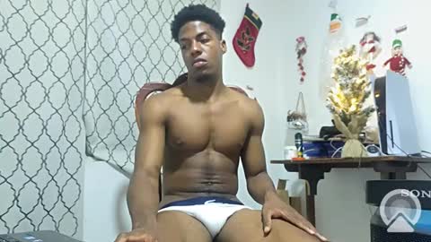 Snapshot of horneyguy2399 chatting on December 20, 5:04 am sugarbaby online show from December 20, 5:04 am