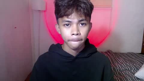 horny_joshxxx online show from July 28, 3:32 pm