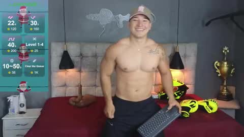 horny_nick18 online show from December 22, 2:36 pm