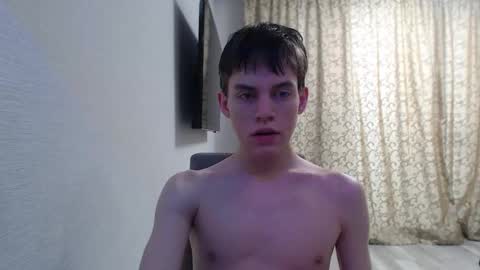 Snapshot of hornybadbunny chatting on February 7, 7:29 am Tony online show from February 7, 7:29 am