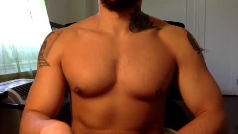 Snapshot of hornybbcxx chatting on January 20, 7:35 pm hornybbcxx online show from January 20, 7:35 pm