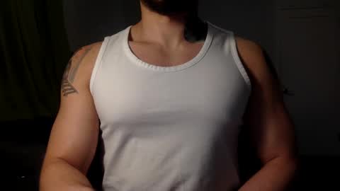 Snapshot of hornybbcxx chatting on February 24, 4:16 am hornybbcxx online show from February 24, 4:16 am