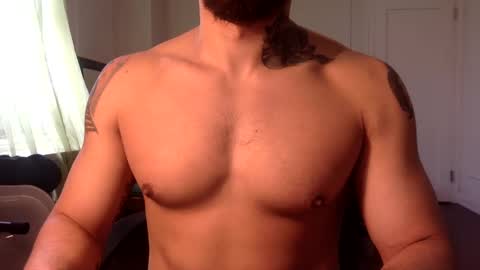 Snapshot of hornybbcxx chatting on February 27, 3:37 pm hornybbcxx online show from February 27, 3:37 pm