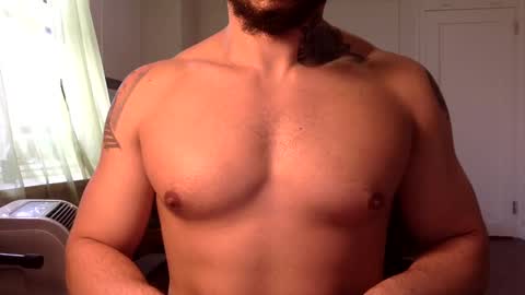 Snapshot of hornybbcxx chatting on February 20, 8:36 pm hornybbcxx online show from February 20, 8:36 pm