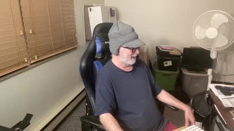 Brett online show from February 6, 2:55 am