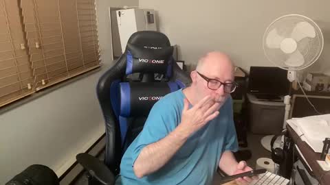 Brett online show from January 21, 3:16 am