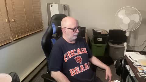 Brett online show from February 17, 12:21 am