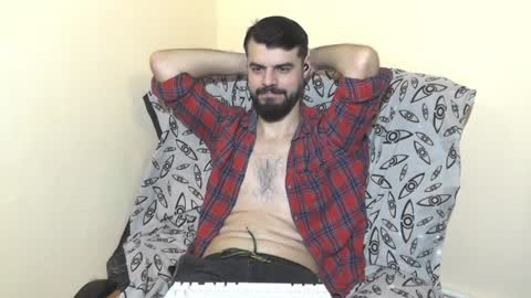 Snapshot of hornymaster93 chatting on December 22, 9:00 am hornymaster online show from December 22, 9:00 am