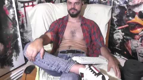 Snapshot of hornymaster93 chatting on September 20, 9:37 pm hornymaster online show from September 20, 9:37 pm