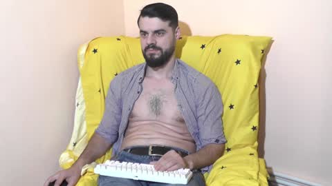 Snapshot of hornymaster93 chatting on January 7, 4:05 pm hornymaster online show from January 7, 4:05 pm