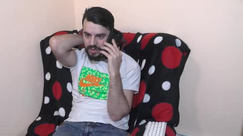 Snapshot of hornymaster93 chatting on February 27, 2:43 pm hornymaster online show from February 27, 2:43 pm
