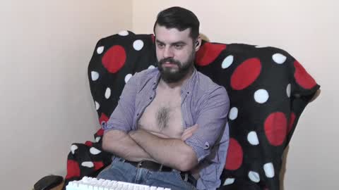 Snapshot of hornymaster93 chatting on February 5, 12:31 am hornymaster online show from February 5, 12:31 am