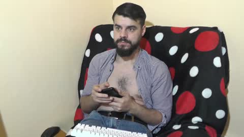 Snapshot of hornymaster93 chatting on January 22, 10:28 pm hornymaster online show from January 22, 10:28 pm