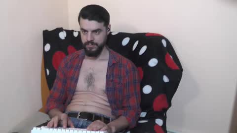 Snapshot of hornymaster93 chatting on March 1, 12:34 pm hornymaster online show from March 1, 12:34 pm