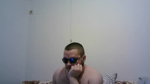 hornymonkey991 online show from June 9, 1:29 am
