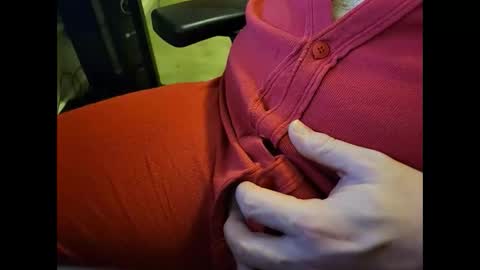 Snapshot of hornynpa chatting on January 19, 4:22 am Say hi if horny online show from January 19, 4:22 am