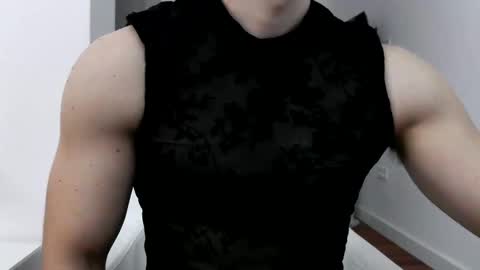 hornyspaniard93 online show from April 19, 12:04 pm