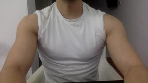 hornyspaniard93 online show from April 8, 10:51 pm