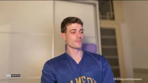 Travis online show from March 1, 10:42 pm