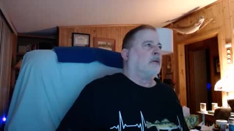 Snapshot of horsebigballs chatting on February 3, 4:14 am horsebigballs online show from February 3, 4:14 am