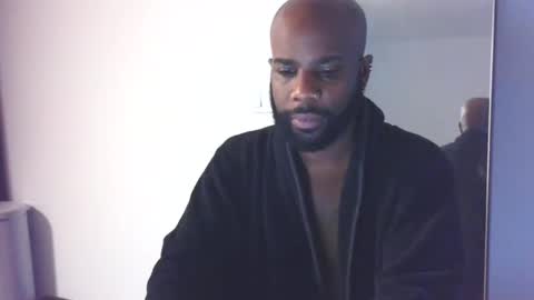 Snapshot of horus00 chatting on February 6, 12:37 pm Horus00 online show from February 6, 12:37 pm