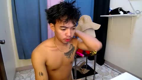 hot_kianxx online show from June 2, 7:37 pm