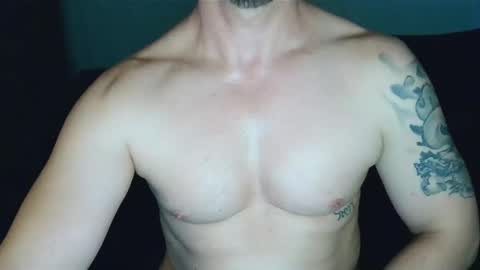 hot_mad online show from May 17, 4:42 am
